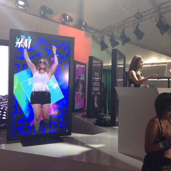 Photo taken at H&amp;M Loves Music Tent at Coachella by Melina on 4/20/2014
