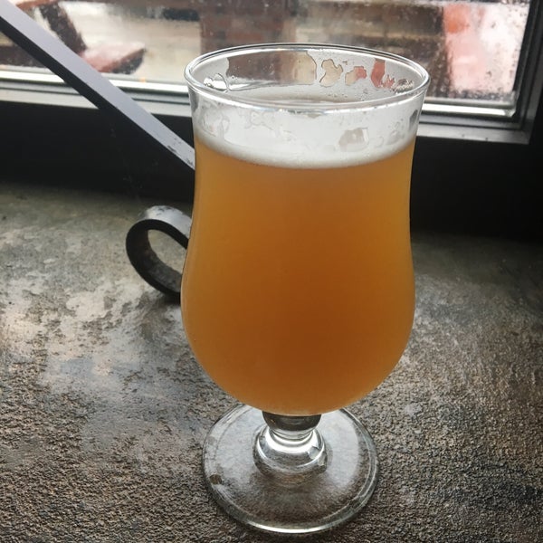 6/14/2019 tarihinde Amanda C.ziyaretçi tarafından Paddle Hard Brewing'de çekilen fotoğraf