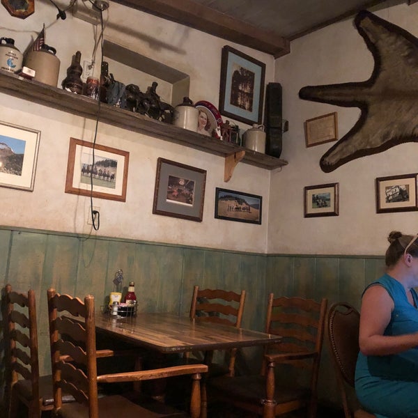 Los Ojos Bar in Jemez Springs