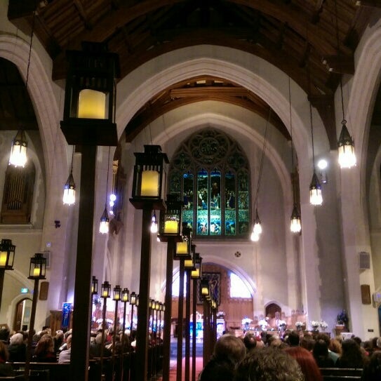 Photo taken at St. Andrew&#39;s Wesley Church by Edd on 12/25/2015