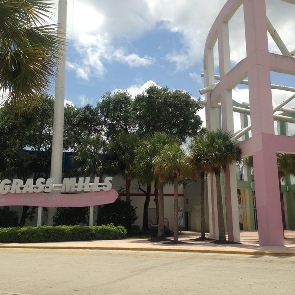 Sawgrass Mills – The best Shopping Outlet Mall near Miami & Fort