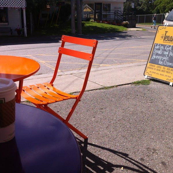 Photo taken at Cafe Tenango by Michael B. on 8/6/2013