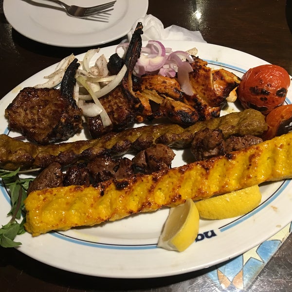 Foto scattata a Naab Iranian Restaurant da Алекс М. il 3/12/2016