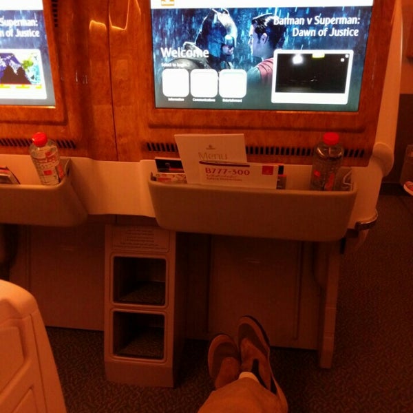 Photos At Emirates Flight 564 Plane In Dubai Photos At Emirates Flight 564 Plane In Dubai
