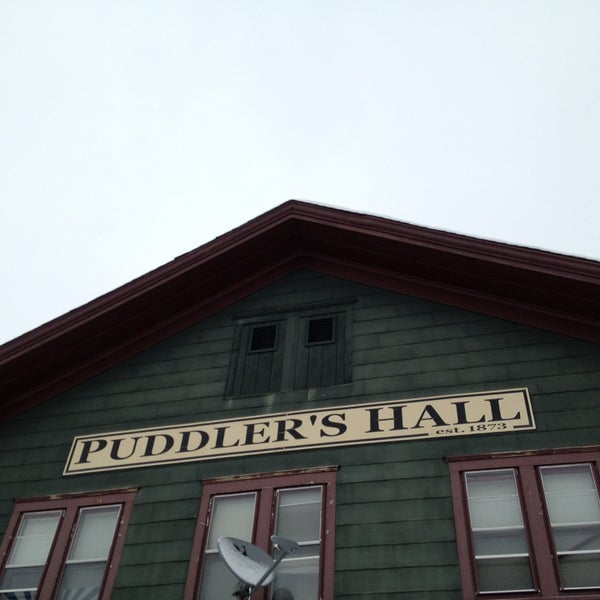 Foto tomada en Puddler&#39;s Hall  por Chad R. el 2/8/2013