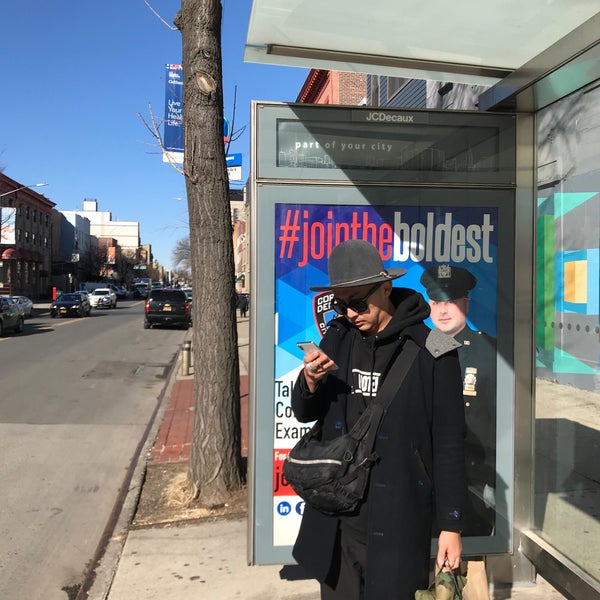 MTA Bus Grand Street and Graham Avenue (B43/Q54/Q59) East