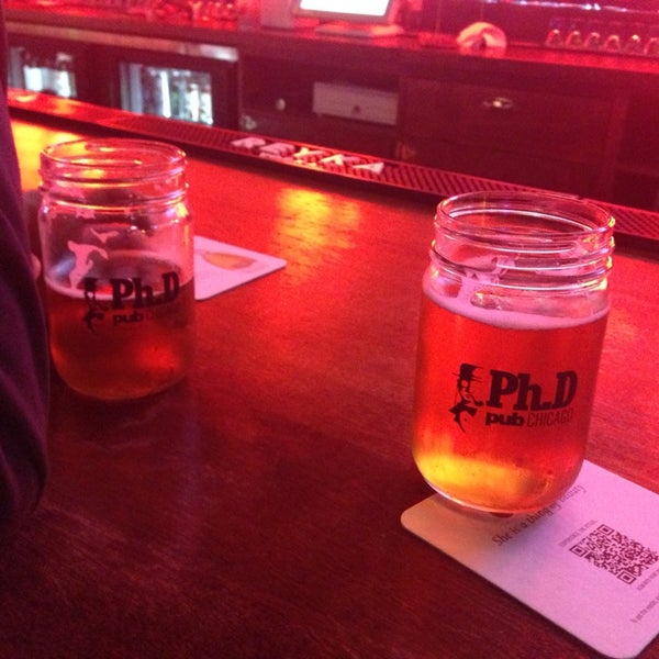 6/12/2014にMelissaがPh.D Pub Chicagoで撮った写真