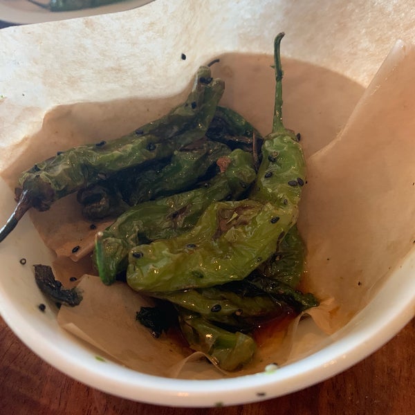 Foto tomada en Skool Restaurant  por Analise T. el 5/18/2019