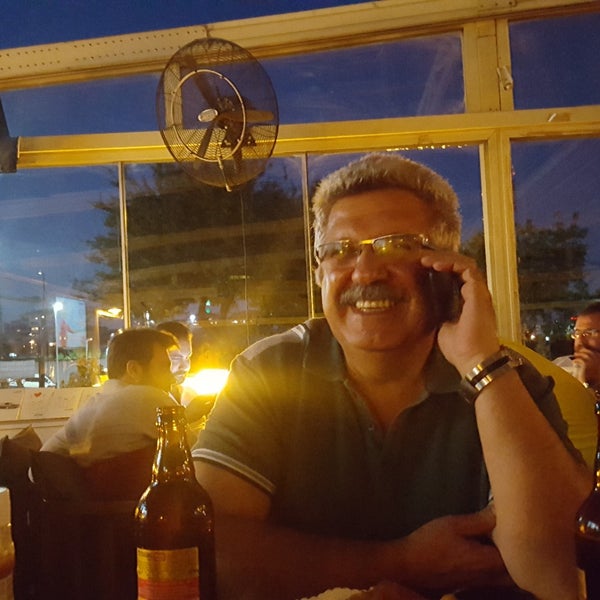 Photo taken at Ada Cafe Bakırköy by Güniz O. on 8/30/2019