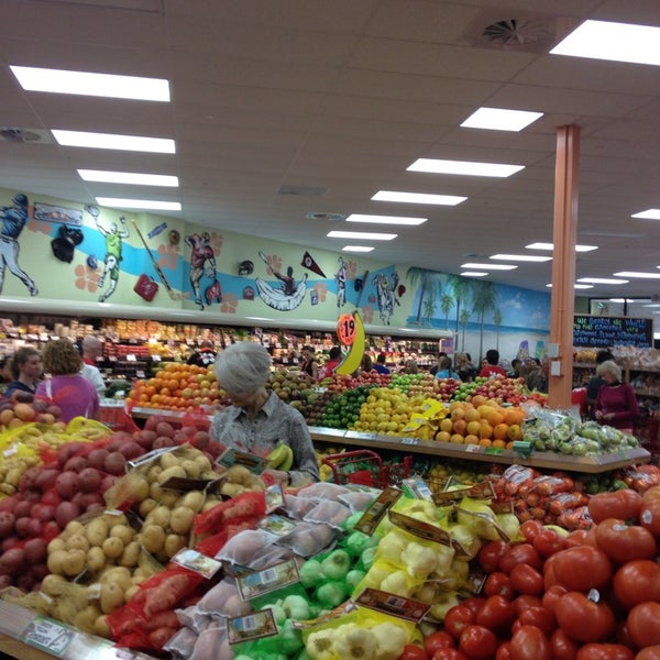 Trader Joe's Grocery Store in Tampa