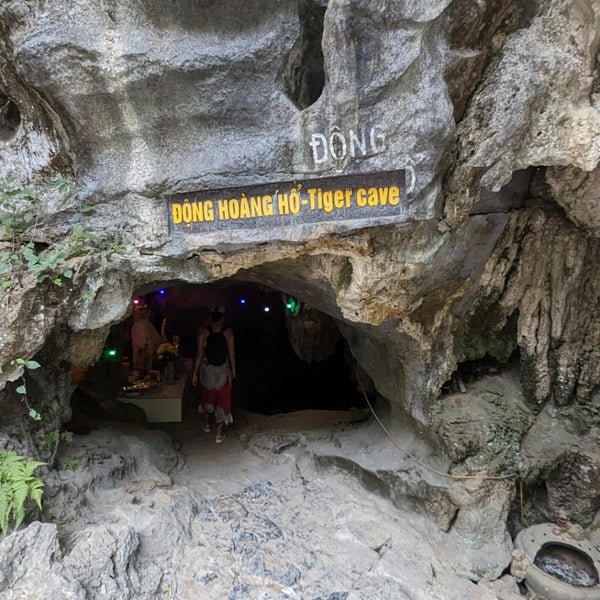 Foto tirada no(a) Hang Múa (Mua Caves) por Abc D. em 3/9/2023