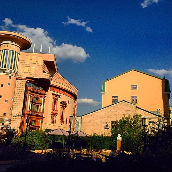 Бобровом переулке Бобровом переулке