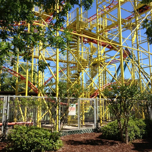 รูปภาพถ่ายที่ Wild Adventures Theme Park โดย Beverly L. เมื่อ 5/25/2013