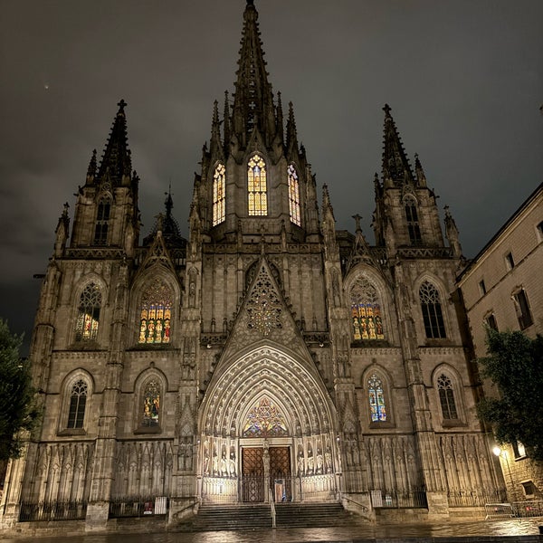 Photo taken at Cathedral of the Holy Cross and Saint Eulalia by Josué C. on 3/30/2024