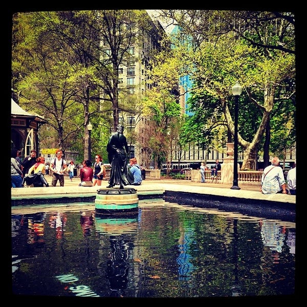 Photo taken at AKA Rittenhouse Square by Alison on 5/2/2014