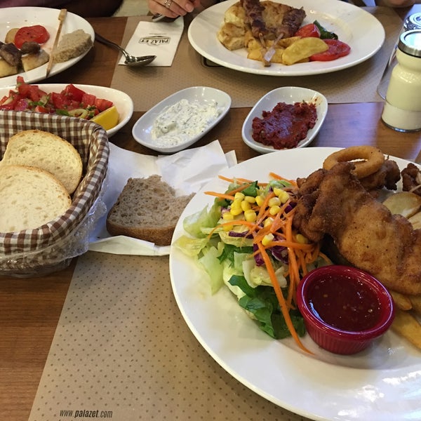 8/13/2016에 Gizem Sinem Ç.님이 Palaz Et Restaurant에서 찍은 사진