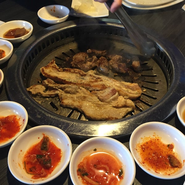 Foto scattata a Gen Korean BBQ da Lailanie G. il 2/22/2018