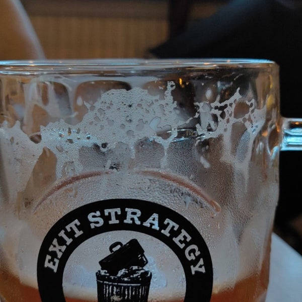 Photo taken at Exit Strategy Brewing Company by Yo H. on 5/19/2019