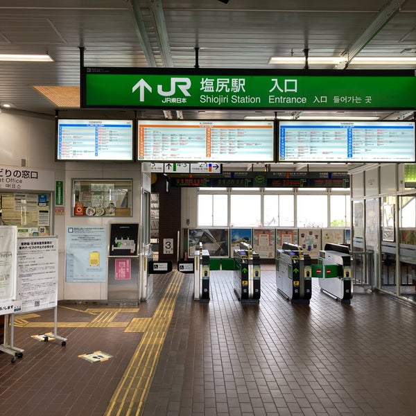 塩尻駅改札口 塩尻市 長野県