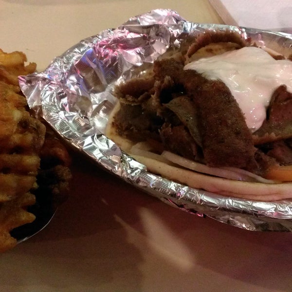 Gyro platter w/seasoned cross cut fries. #Hercules