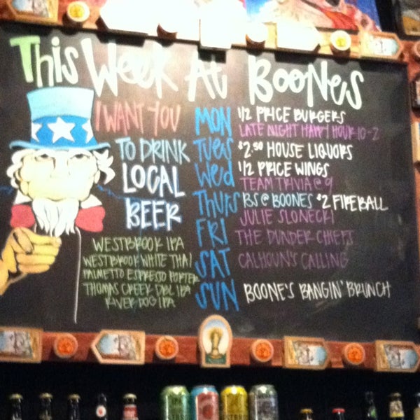 Foto diambil di Boone&#39;s Bar oleh Ken pada 6/17/2013