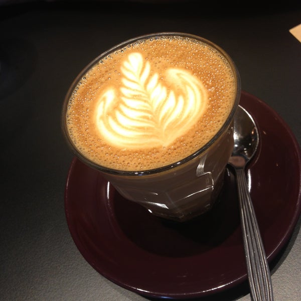 4/27/2013にJessica L.がDepartment Of Caffeine (D.O.C)で撮った写真