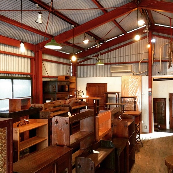 Photos At 葡萄ハウス家具工房 Furniture Home Store In 京都市左京区