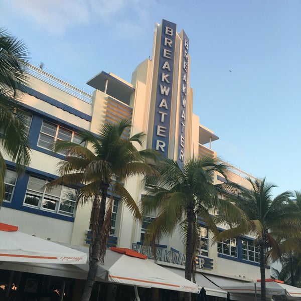 6/16/2016에 Jeff S.님이 Hotel Breakwater South Beach에서 찍은 사진