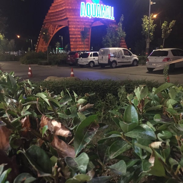 Photo taken at Aqua Mall by Cengiz G. on 8/26/2019