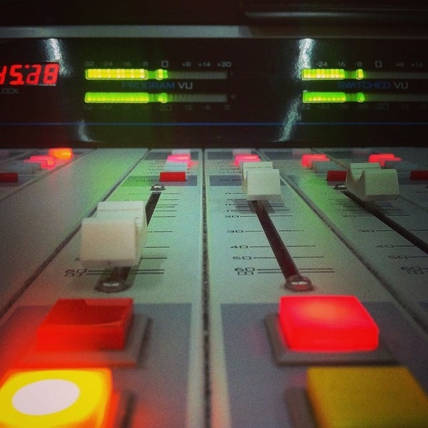 Photo taken at Rádio Blink 102 by Vini P. on 8/9/2014