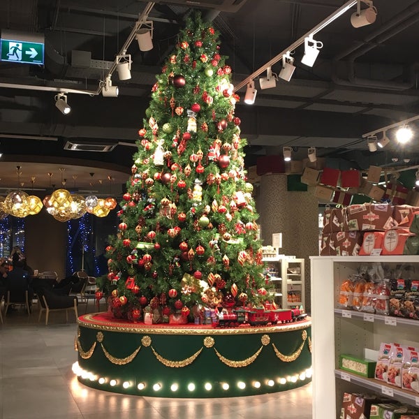 Photo taken at Eataly by Наталья on 12/16/2019