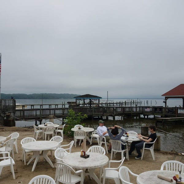Photo taken at Tim&#39;s Rivershore Restaurant and Crabhouse by Steve M. on 6/23/2018