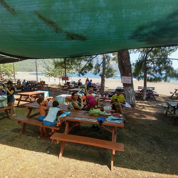 8/22/2016에 Hamza ö.님이 Ekincik Koyu Kamp Alanı에서 찍은 사진