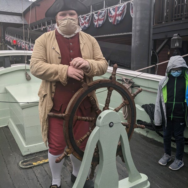 Снимок сделан в Boston Tea Party Ships and Museum пользователем Tiffany L. 5/31/2021