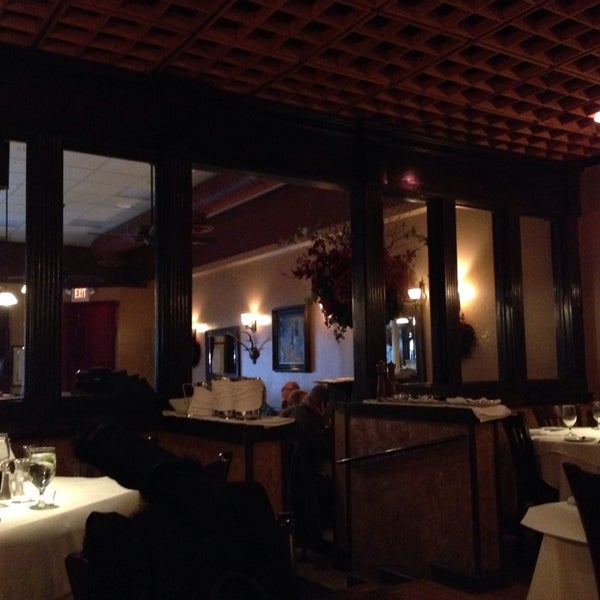 The Brass Rail Locust Valley'de Amerikan Restoranı'da fotoğraflar