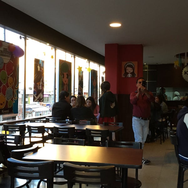 9/12/2015 tarihinde Andrea R.ziyaretçi tarafından Kurenai Maid Café'de çekilen fotoğraf