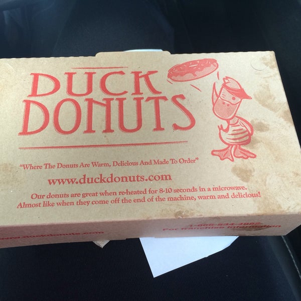 รูปภาพถ่ายที่ Duck Donuts โดย Ashley S. เมื่อ 6/1/2016