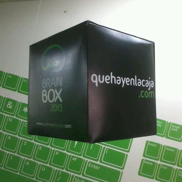 Династия гончаров. Cpc group. Копакинг. Woman brand logo. Cpc group.