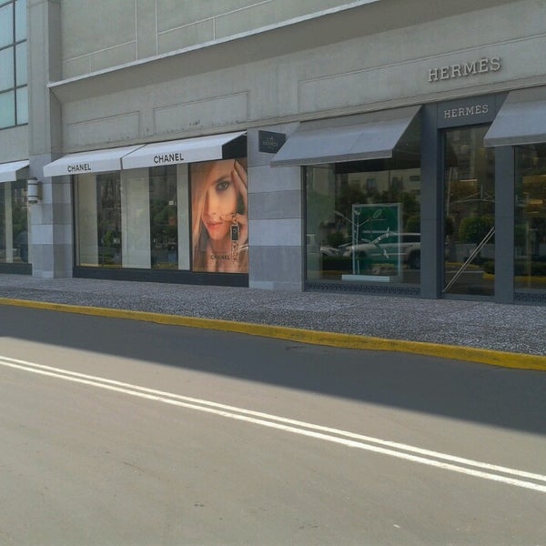 saks fifth avenue chanel bolsas