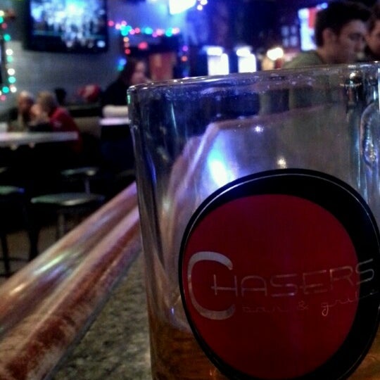 12/14/2013 tarihinde Tim T.ziyaretçi tarafından Chasers Bar &amp; Grille'de çekilen fotoğraf
