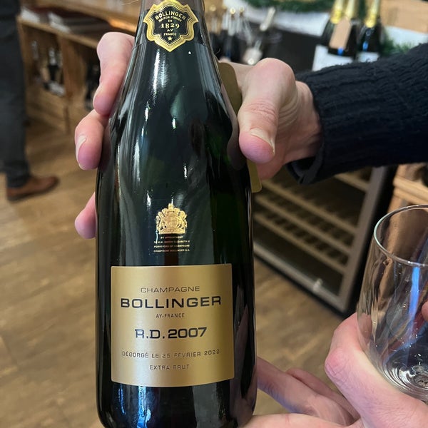 Averys Wine Cellar Wine Store in Bristol