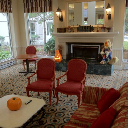 Photo taken at Hilton Garden Inn by Dirk V. on 10/27/2012