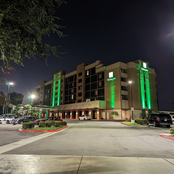 Holiday Inn Diamond Bar - 21725 Gateway Center Dr