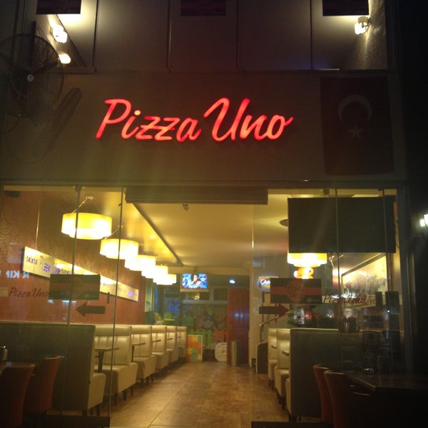 4/29/2013에 Baris B.님이 Pizza Uno에서 찍은 사진