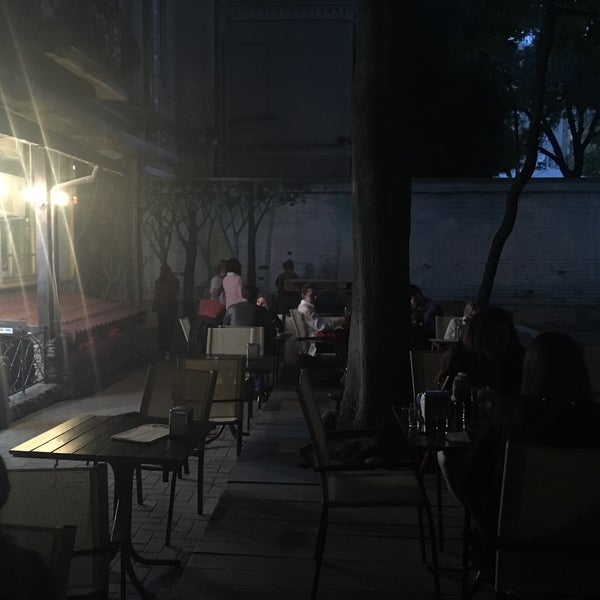Photo taken at Ципа Taphouse by Eugene on 6/25/2018