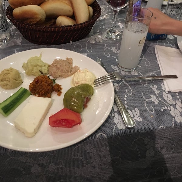Photo taken at Vokalist Restaurant by uğur m. on 4/8/2017