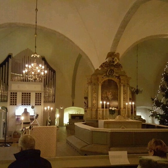 Photo taken at Rootsi-Mihkli kirik by Andrus L. on 12/24/2016
