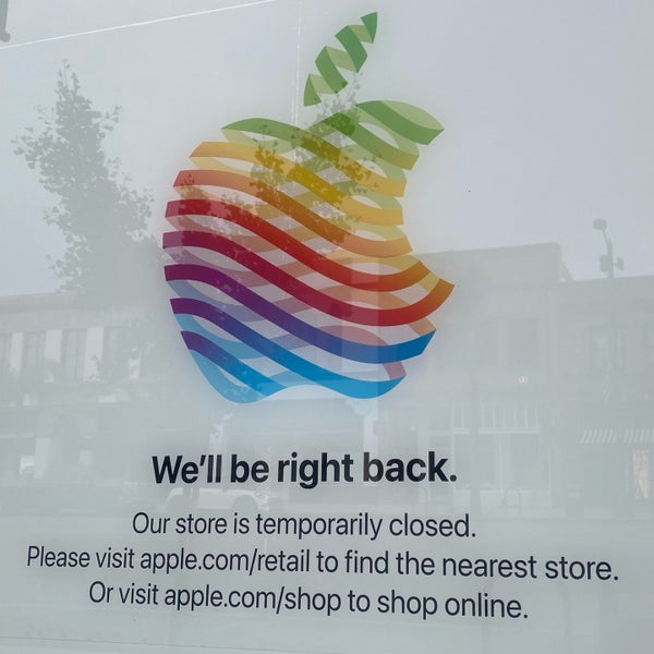 Apple Pasadena Old Pasadena 54 West Colorado Boulevard