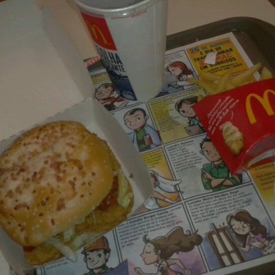 Foto tomada en McDonald&#39;s  por Luiz Felipe G. el 9/14/2012