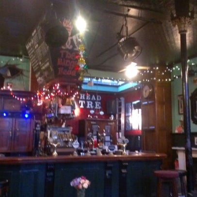Photo taken at King&#39;s Head Theatre Pub by Denis on 12/24/2012